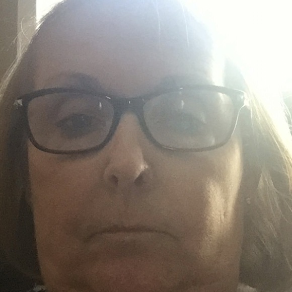 Meet your Posher, Barb - Picture 1 of 1